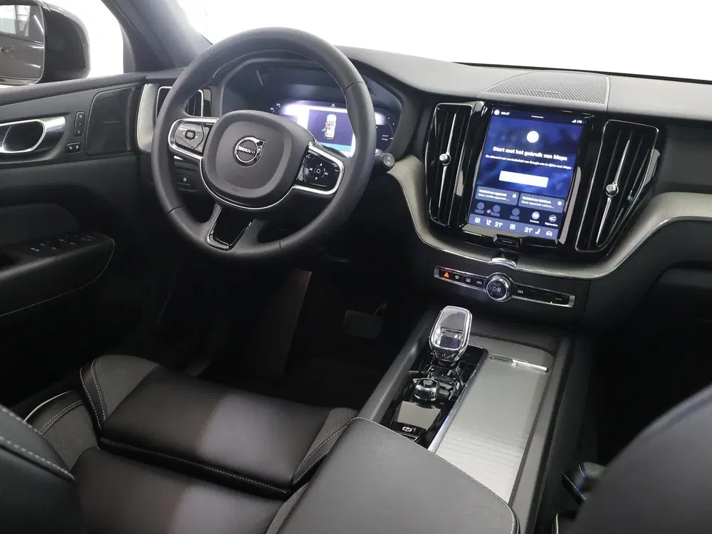 Volvo XC60 2.0 T6 Plug-in hybrid AWD R-Design uit 2023, foto 10