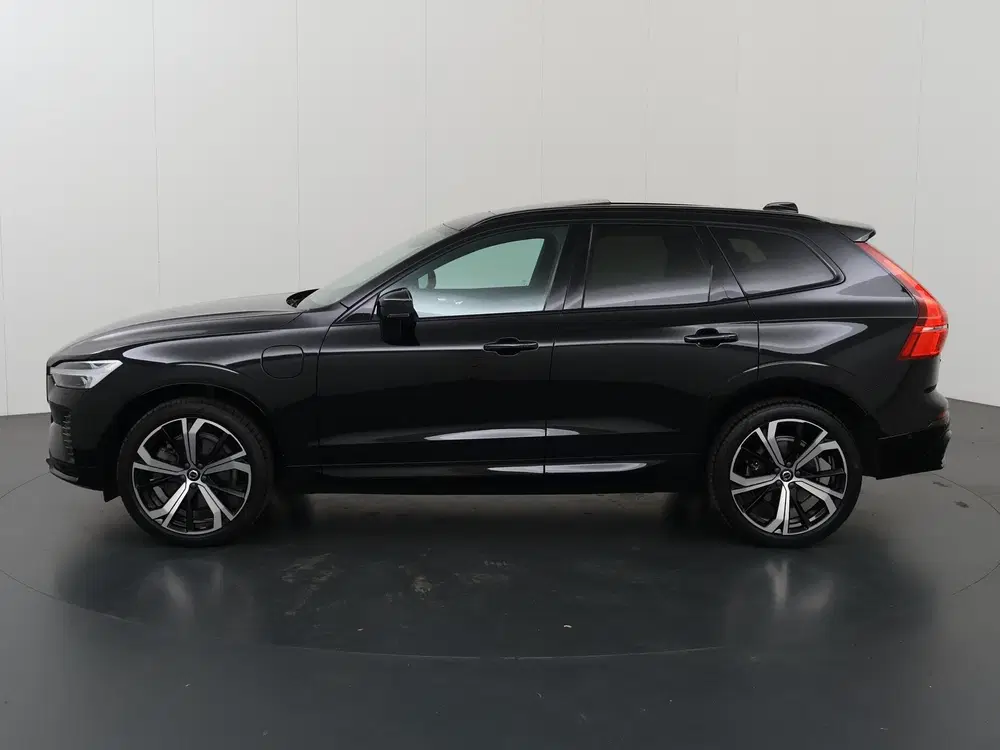 Volvo XC60 2.0 T6 Plug-in hybrid AWD R-Design uit 2023, foto 5