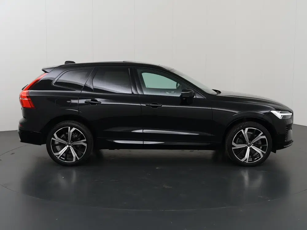Volvo XC60 2.0 T6 Plug-in hybrid AWD R-Design uit 2023, foto 6