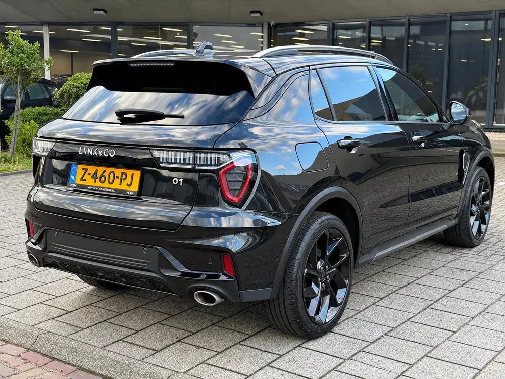 Lynk & Co 01 1.5 Black Edition uit 2024, foto 14