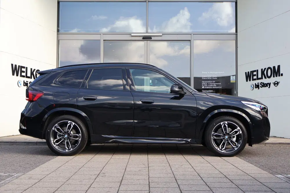 BMW iX1 eDrive20 M Sport uit 2026, foto 7