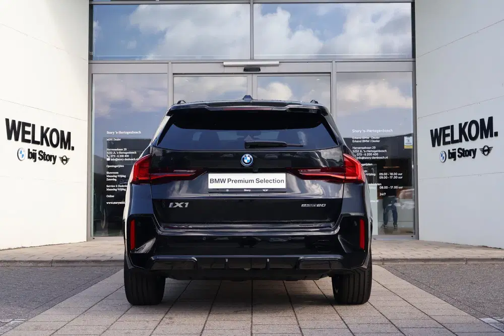 BMW iX1 eDrive20 M Sport uit 2026, foto 8