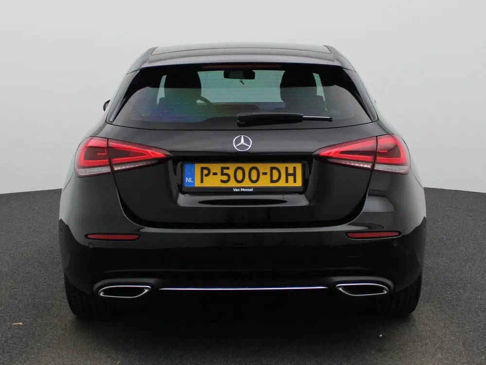 Mercedes-Benz A-Klasse 180 Business Solution Luxury uit 2022, foto 6