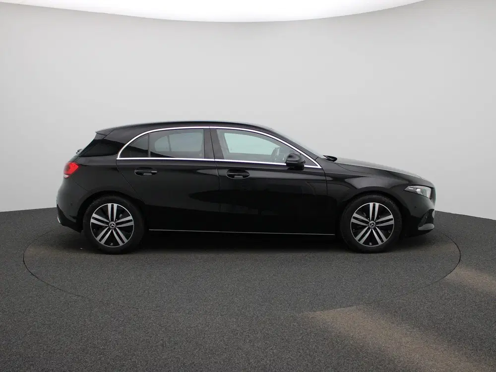 Mercedes-Benz A-Klasse 180 Business Solution Luxury uit 2022, foto 7