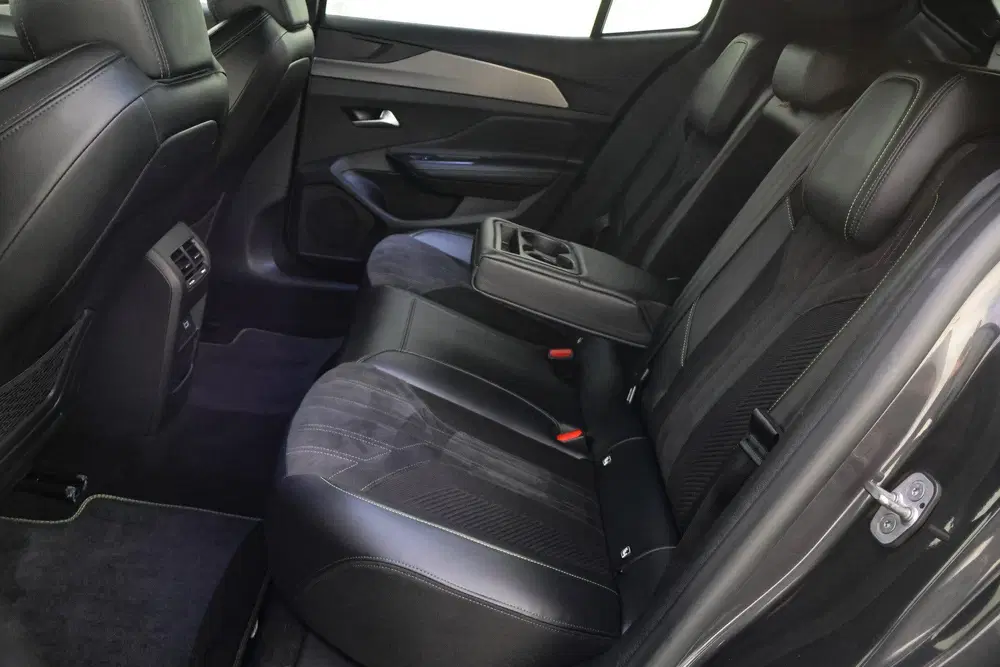 Peugeot 408 1.6HYbrid 225pk GT-Pack FULL LED uit 2023, foto 11
