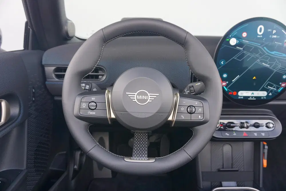 Mini Cabrio Cooper C uit 2026, foto 12