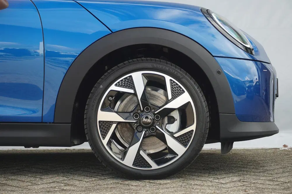 Mini Cabrio Cooper C uit 2026, foto 9