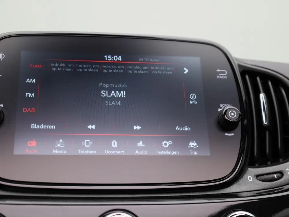 Fiat 500C 1.0 Hybrid Club uit 2022, foto 15