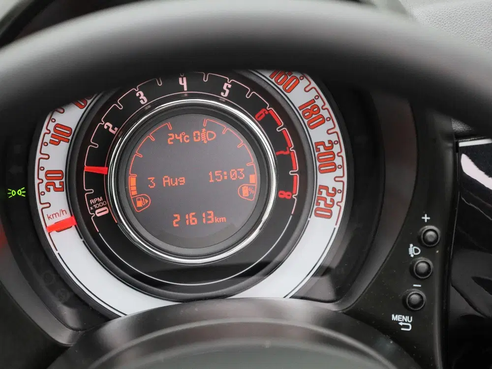 Fiat 500C 1.0 Hybrid Club uit 2022, foto 8