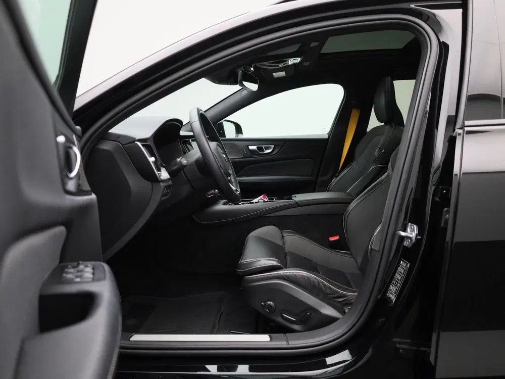 Volvo V60 2.0 T8 AWD Polestar Engineered PHEV uit 2021, foto 9