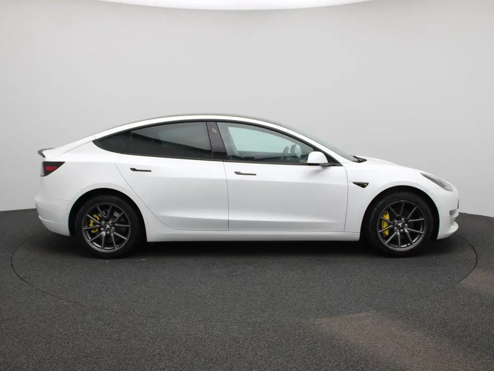 Tesla Model 3 Standard RWD Plus 60 kWh uit 2019, foto 6