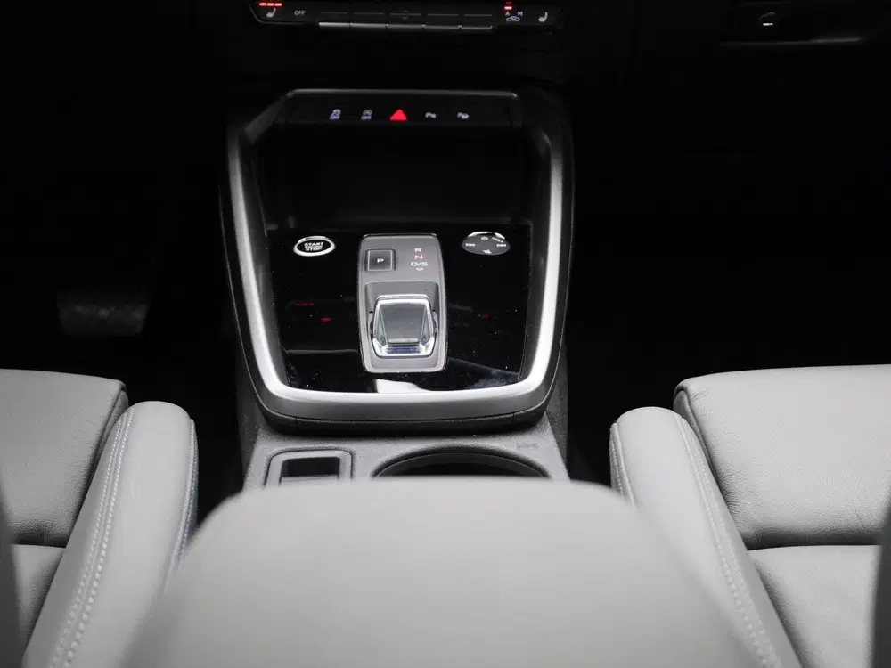 Audi A3 30 TFSI Advanced edition uit 2022, foto 10
