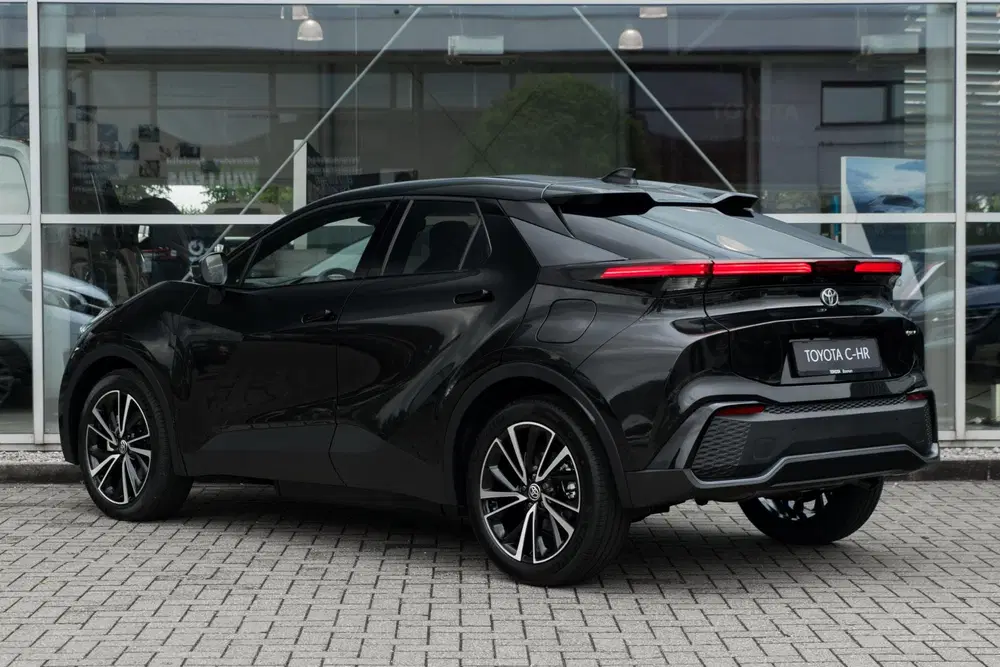 Toyota C-HR 2.0 Plug-in Hybrid 220 Executive uit 2026, foto 8