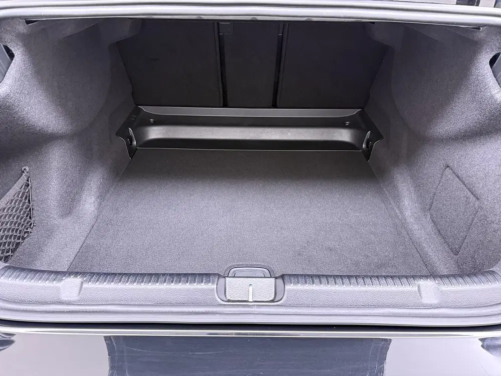 Mercedes-Benz EQE 300 Business Line AMG 89 kWh Sfeerverlicht uit 2023, foto 8