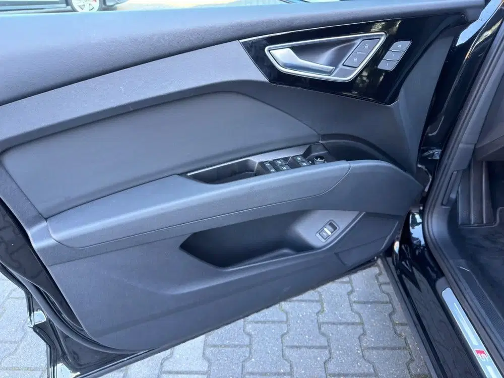 Audi Q4 e-tron 50 Quattro S-Line 299 PK uit 2023, foto 11