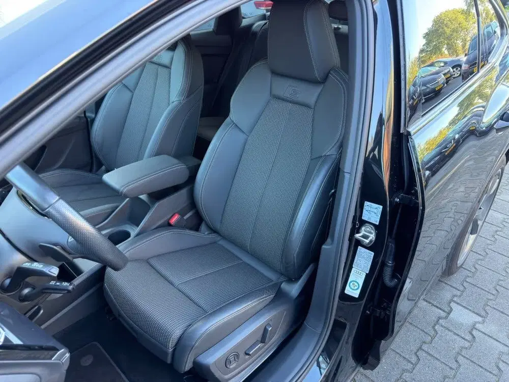 Audi Q4 e-tron 50 Quattro S-Line 299 PK uit 2023, foto 6