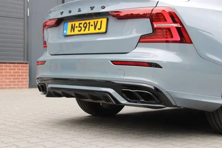 Volvo S60 2.0 B3 R-Design + Panoramadak + 19 Inch + uit 2022, foto 4