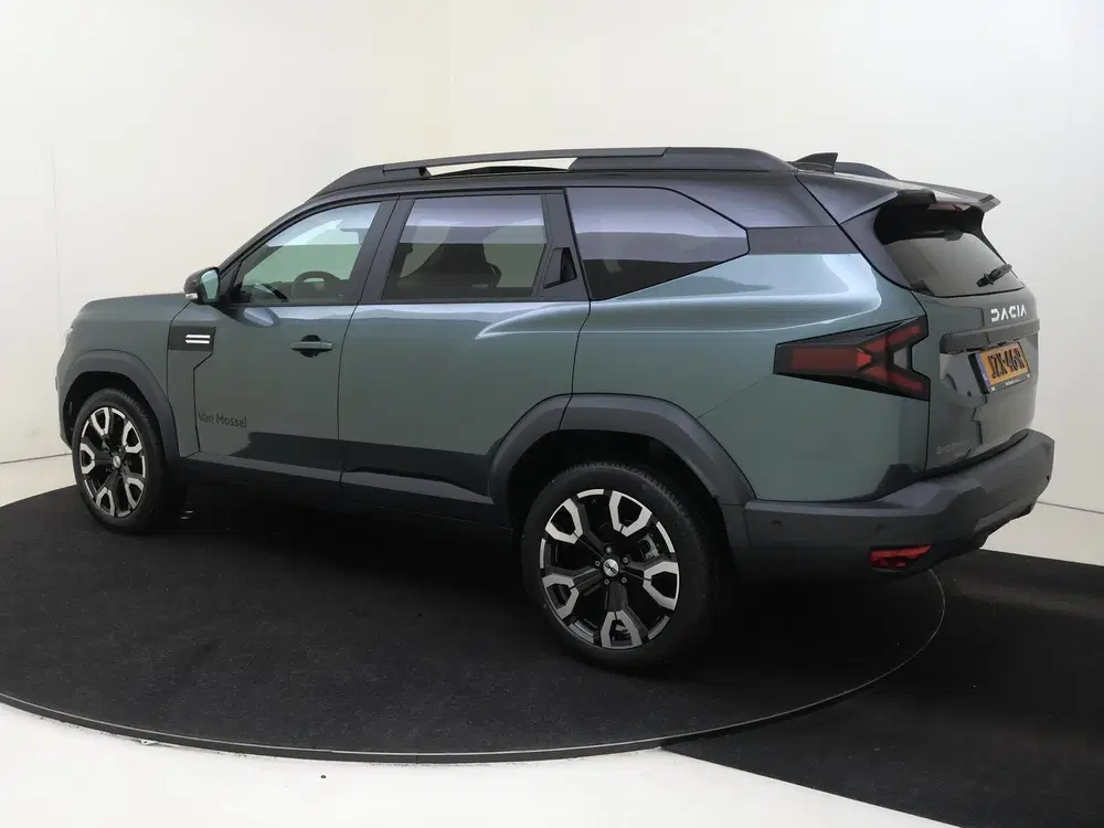 Dacia Bigster 1.8 Hybrid 155 Limited Edition uit 2026, foto 3