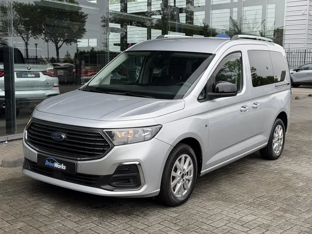 Ford Tourneo Connect uit 2023, foto 3