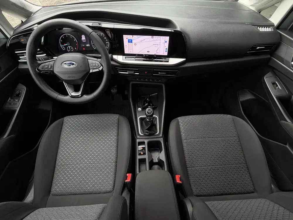 Ford Tourneo Connect uit 2023, foto 6