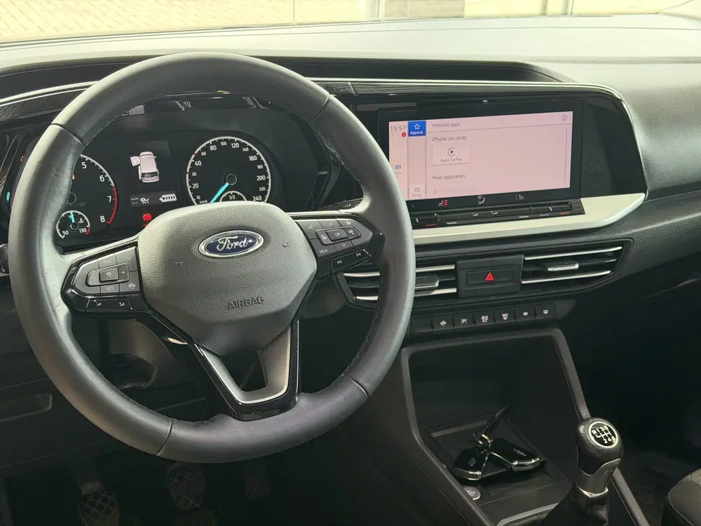 Ford Tourneo Connect uit 2023, foto 8