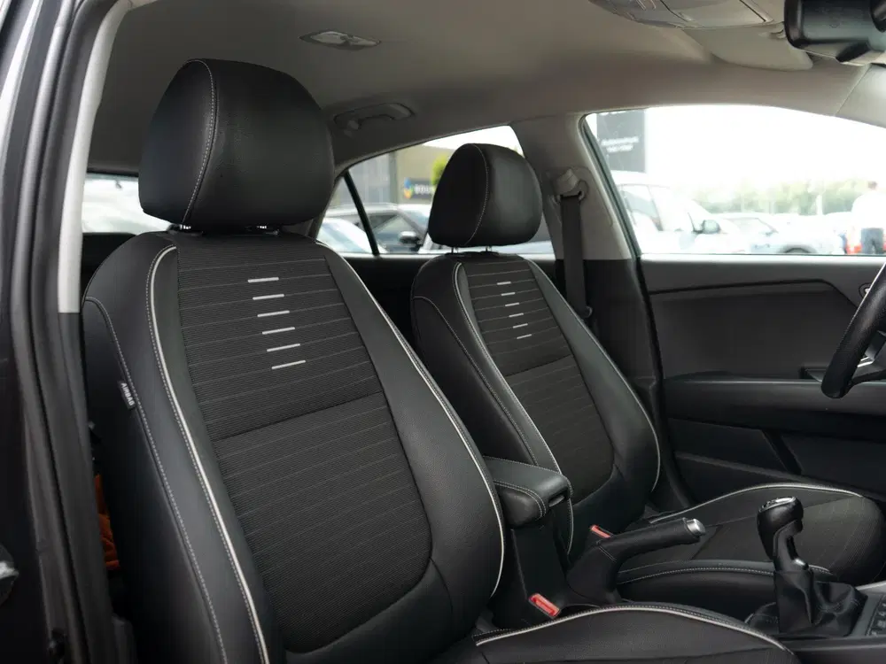 Kia Rio 1.0 T-GDi MHEV GT-Line uit 2020, foto 5