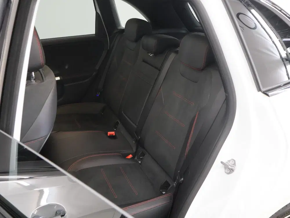 Mercedes-Benz B-Klasse 220 Launch Edition Premium Plus uit 2020, foto 11