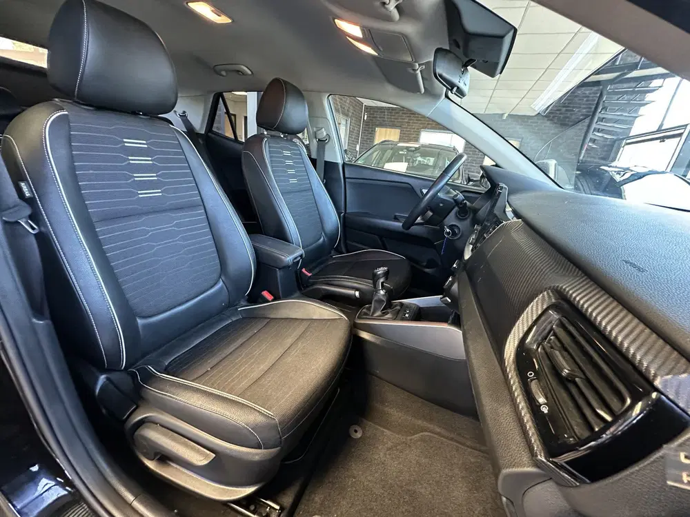 Kia Stonic 1.0 T-GDi MHEV GT-Line uit 2022, foto 4