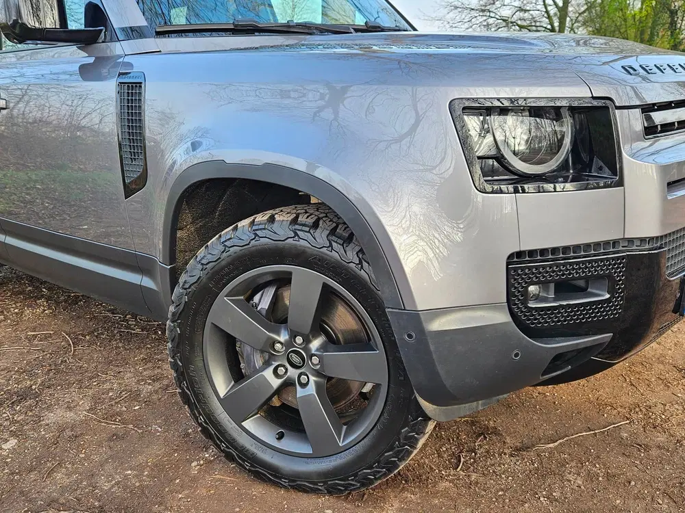 Land Rover Defender 110 2.0 P400e uit 2021, foto 3