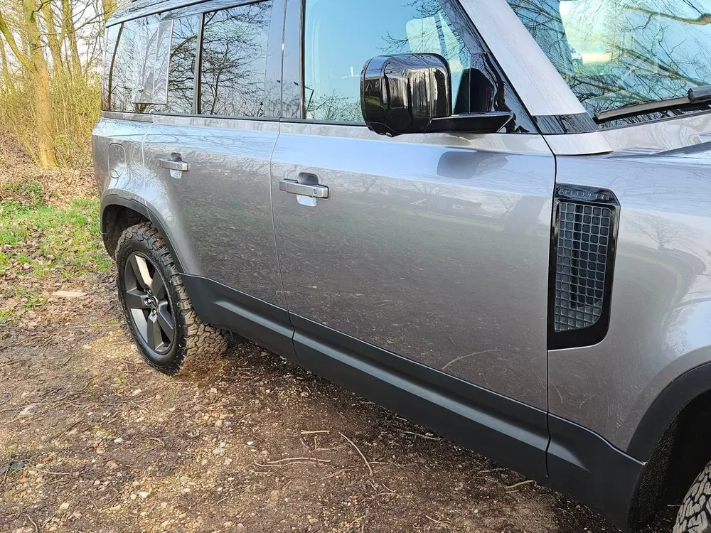 Land Rover Defender 110 2.0 P400e uit 2021, foto 8