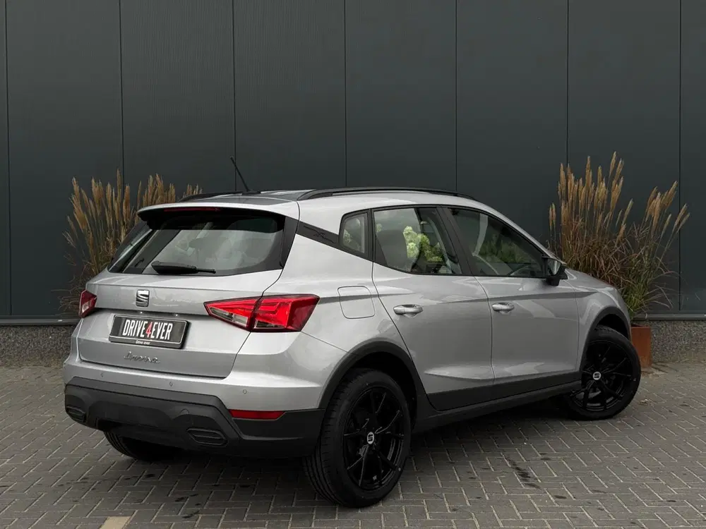 SEAT Arona 1.0 TSI Style uit 2023, foto 3