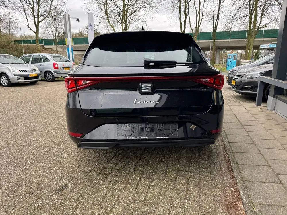 SEAT Leon 1.0 eTSI 110pk Style Business DSG aut uit 2023, foto 6