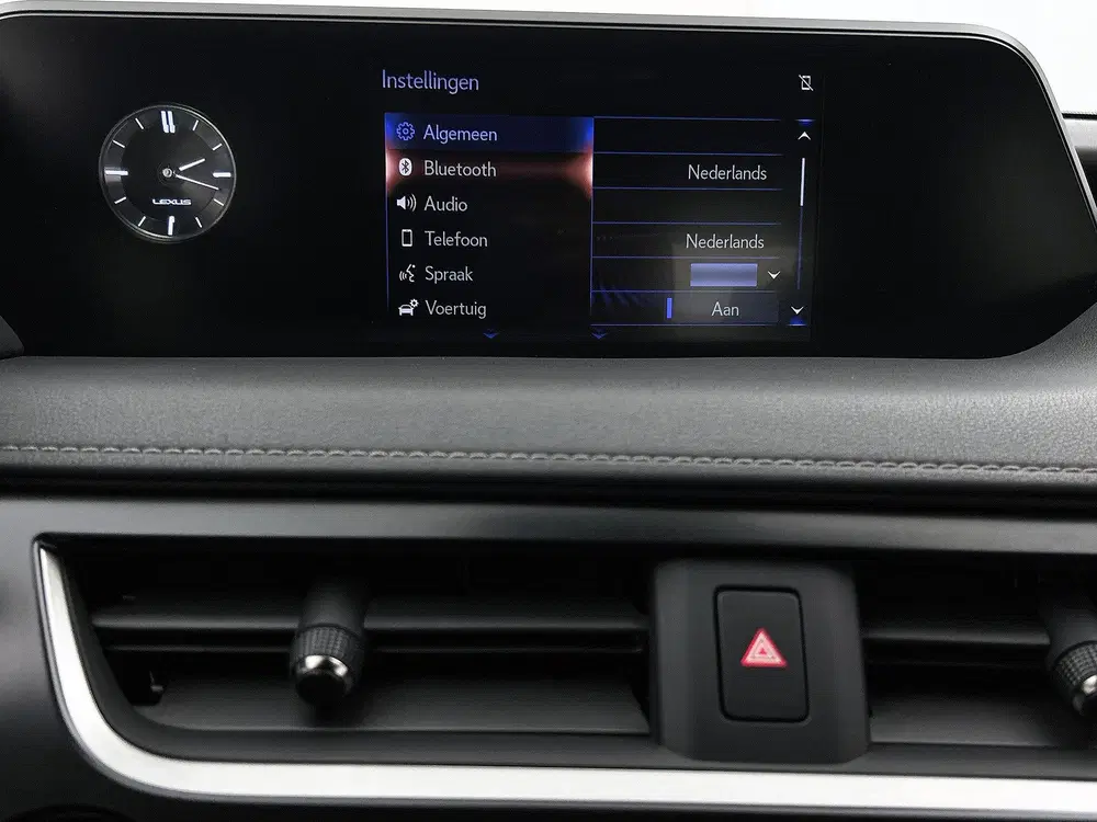Lexus UX 250h Business Line uit 2019, foto 11