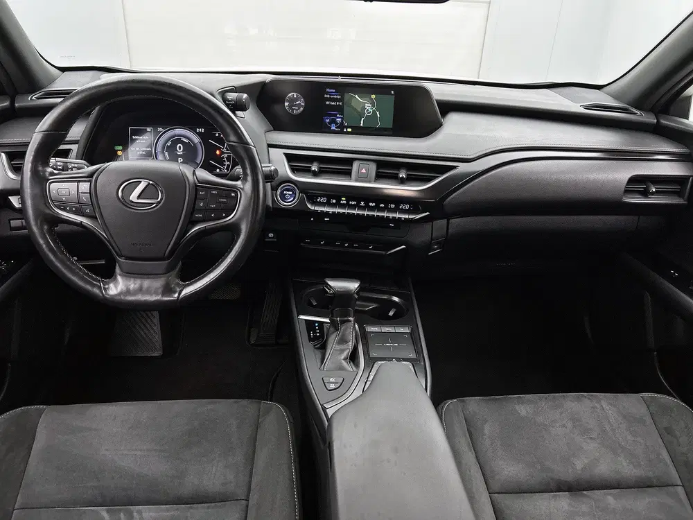 Lexus UX 250h Business Line uit 2019, foto 4