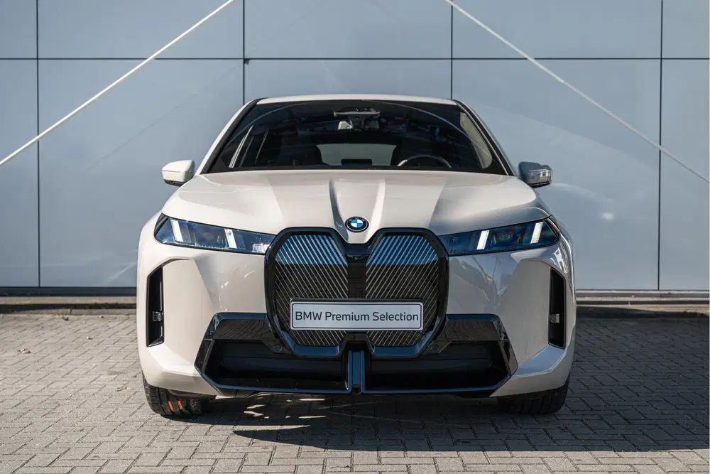 BMW iX xDrive60 M Sport uit 2025, foto 11