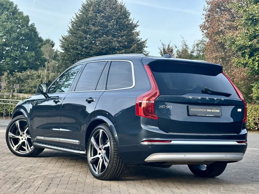 Volvo XC90 2.0 T8 Plug-in hybrid AWD uit 2022, foto 3