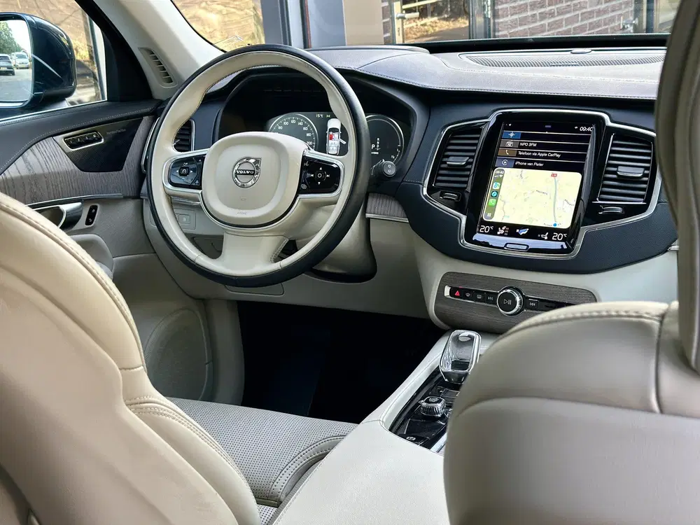 Volvo XC90 2.0 T8 Plug-in hybrid AWD uit 2022, foto 8