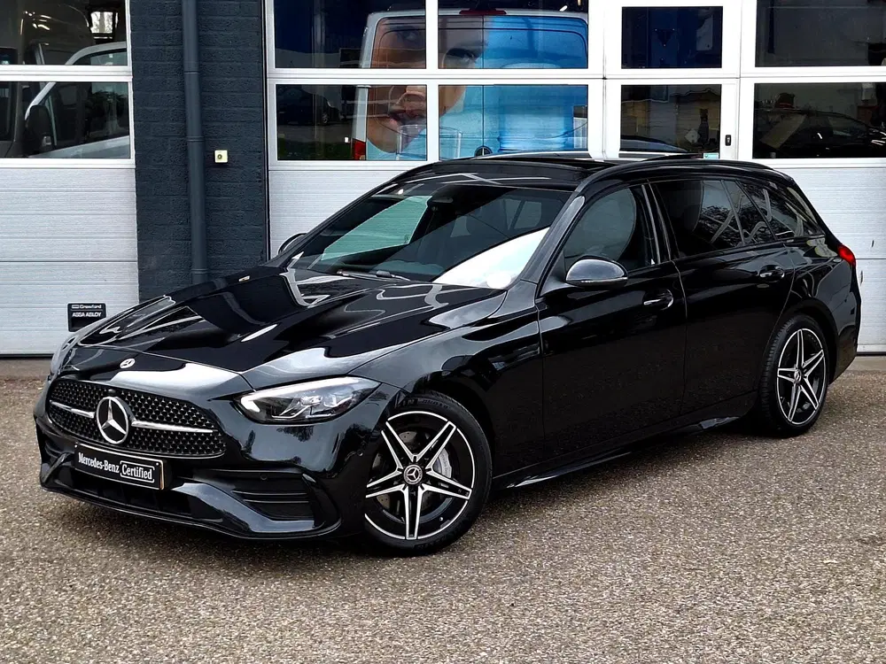 Mercedes-Benz C-Klasse 180 Star Edition AMG uit 2025, foto 2