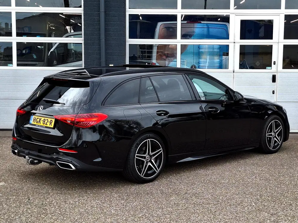 Mercedes-Benz C-Klasse 180 Star Edition AMG uit 2025, foto 3