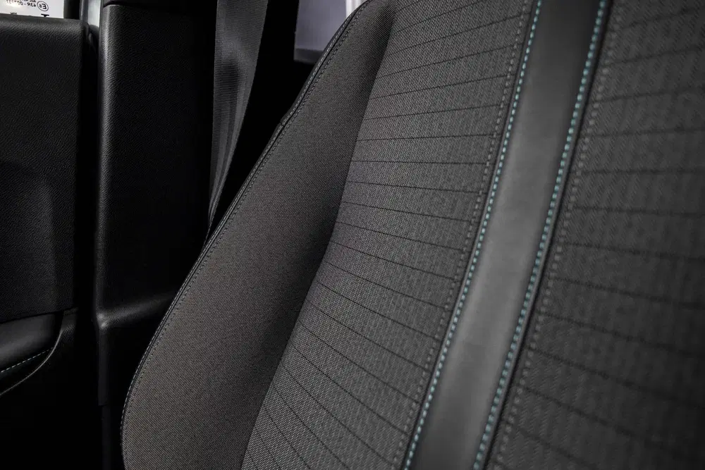 Peugeot 2008 1.2 PureTech Allure Pack uit 2022, foto 11