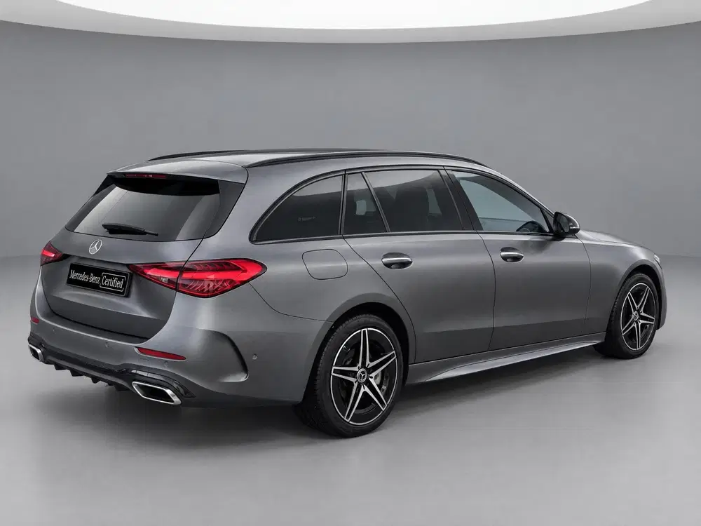 Mercedes-Benz C-Klasse 300 e AMG Line uit 2022, foto 2