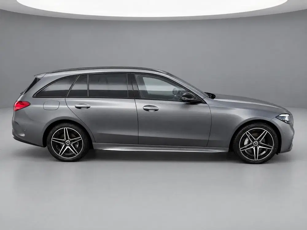 Mercedes-Benz C-Klasse 300 e AMG Line uit 2022, foto 4