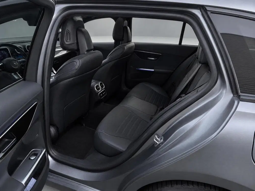 Mercedes-Benz C-Klasse 300 e AMG Line uit 2022, foto 8
