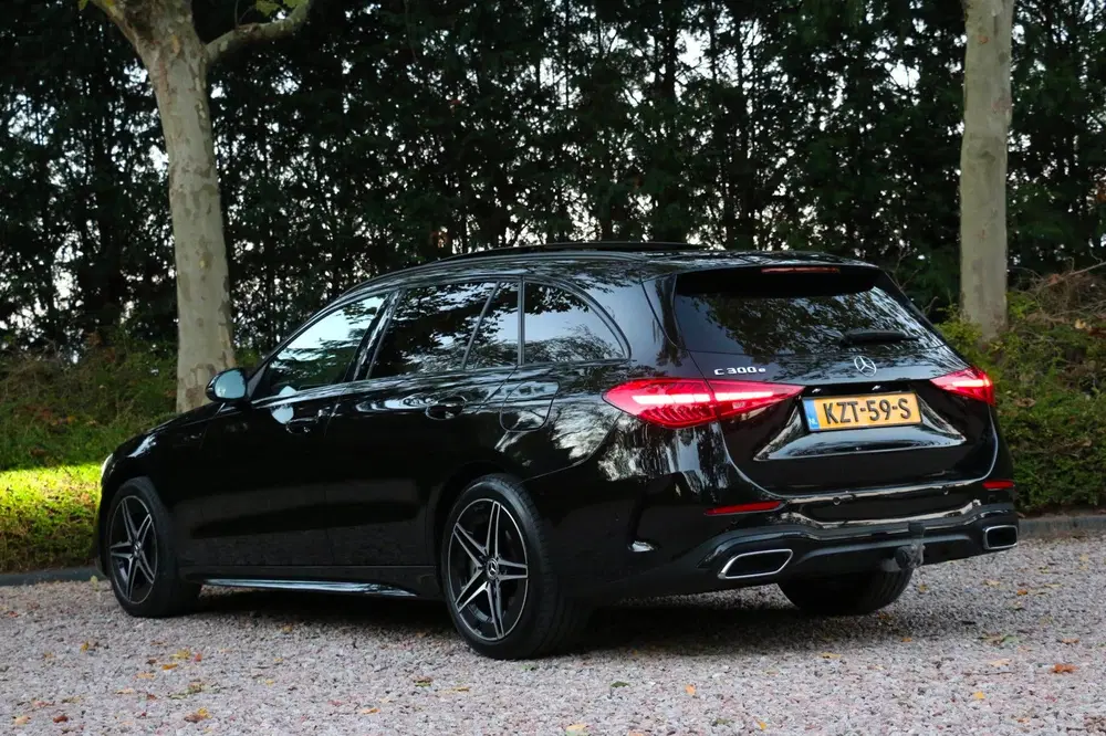 Mercedes-Benz C-Klasse 300 e Hybride Aut 335Pk AMG Li uit 2023, foto 9