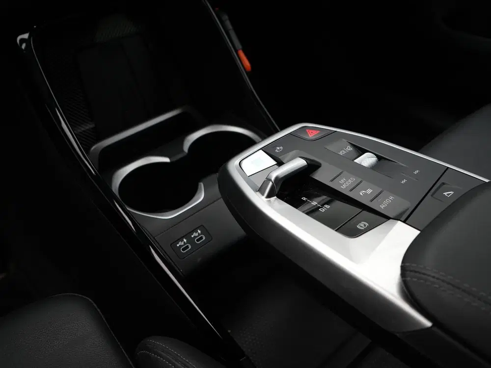 BMW iX2 xDrive30 67 kWh (bj 2025 uit 2025, foto 15
