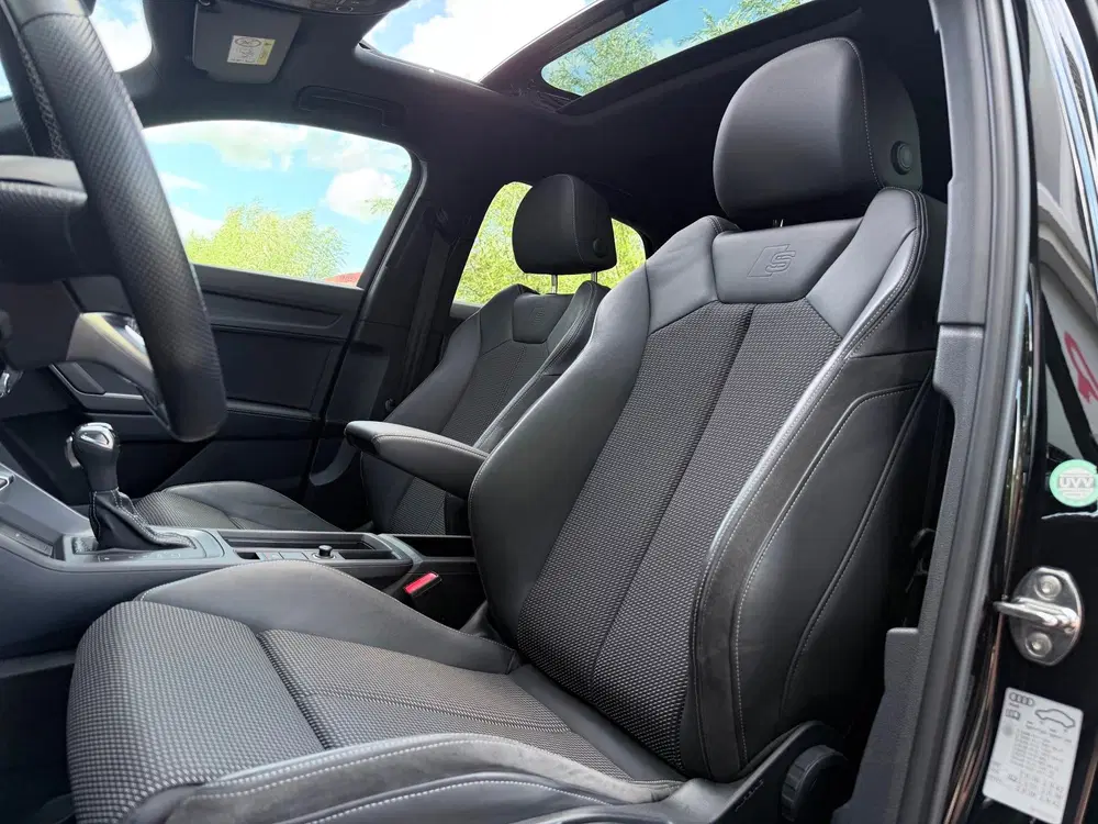 Audi Q3 45 TFSI e S Edition Pano uit 2022, foto 10