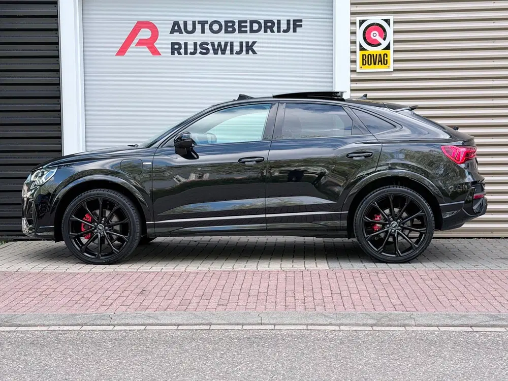 Audi Q3 45 TFSI e S Edition Pano uit 2022, foto 2