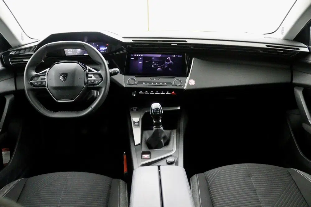 Peugeot 308 1.2 PureTech Active Pack Business antracie uit 2022, foto 3