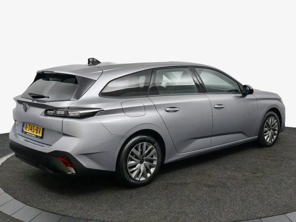 Peugeot 308 1.2 PureTech Active Pack Business antracie uit 2022, foto 5