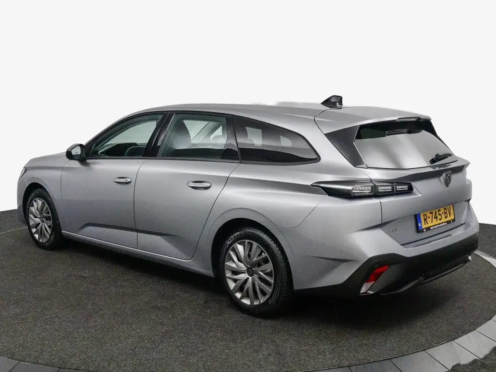 Peugeot 308 1.2 PureTech Active Pack Business antracie uit 2022, foto 7